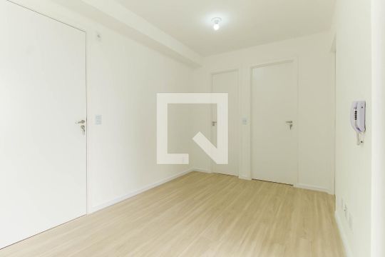 Sala de apartamento para alugar com 2 quartos, 30m² em Vila Curuçá Velha, São Paulo