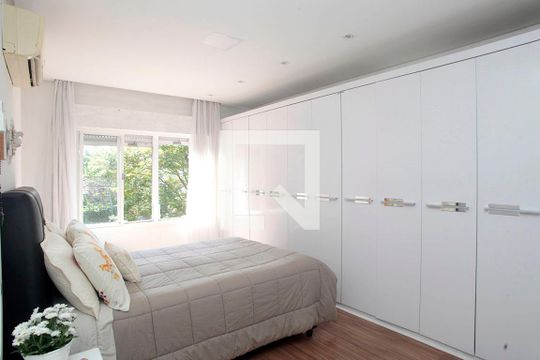 Quarto 1 de apartamento à venda com 2 quartos, 87m² em Santana, Porto Alegre