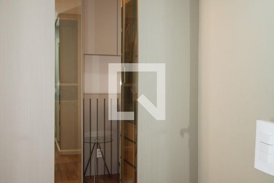 Corredor de apartamento à venda com 2 quartos, 59m² em Botafogo, Campinas