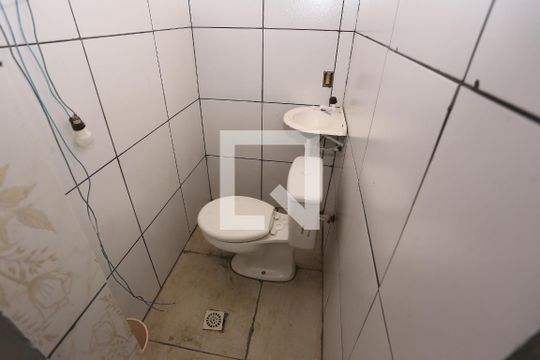 Banheiro do quarto 2 - Suite de casa para alugar com 2 quartos, 45m² em Samambaia, Brasília