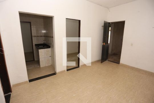 Casa para alugar com 2 quartos, 45m² em Samambaia, Brasília