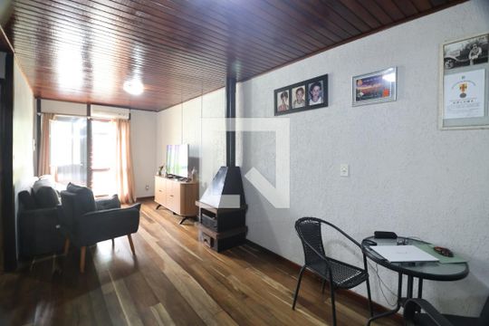 Casa à venda com 2 quartos, 88m² em Harmonia, Canoas