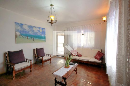 Sala  de casa à venda com 3 quartos, 396m² em Esplanada, Belo Horizonte