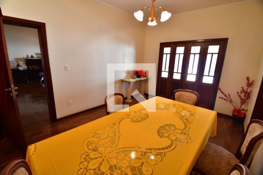 Sala 2 de casa para alugar com 5 quartos, 420m² em Jardim do Sol, Campinas