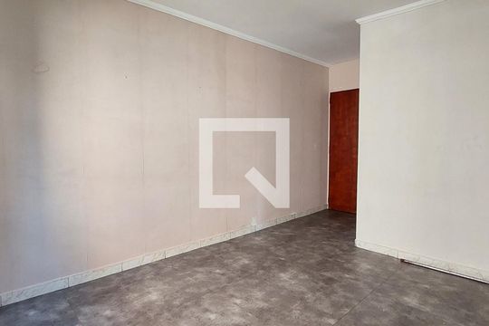Sala de apartamento à venda com 2 quartos, 54m² em Vila Camilópolis, Santo André