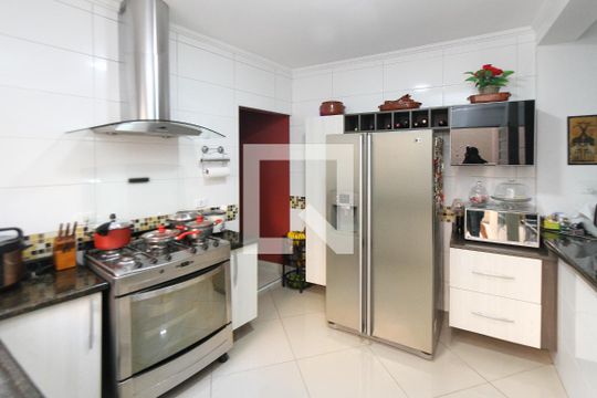 Cozinha de casa à venda com 3 quartos, 190m² em Vila Tolstoi, São Paulo
