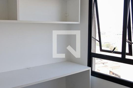 Quarto 2 de apartamento para alugar com 2 quartos, 37m² em Presidente Altino, Osasco
