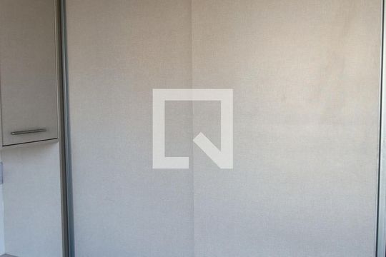 Quarto 1 de apartamento para alugar com 2 quartos, 37m² em Presidente Altino, Osasco