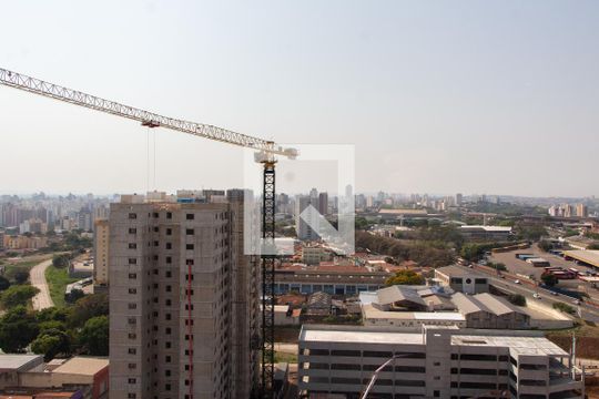 VISTA DA SALA de apartamento à venda com 2 quartos, 56m² em Bonfim, Campinas