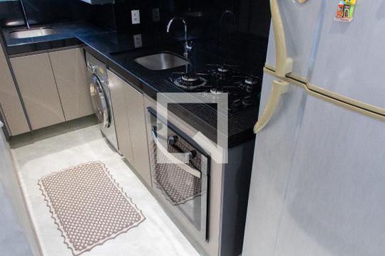 COZINHA de apartamento à venda com 2 quartos, 56m² em Bonfim, Campinas