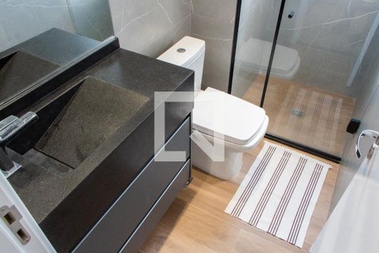 BANHEIRO DA SUITE de apartamento à venda com 2 quartos, 56m² em Bonfim, Campinas