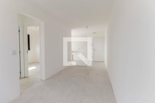 Sala de apartamento à venda com 2 quartos, 50m² em Vila Giordano, São Paulo