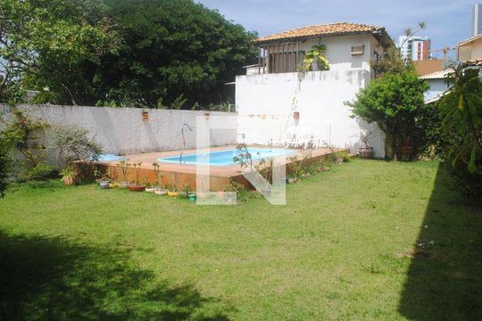 Área comum - Piscina de casa de condomínio para alugar com 5 quartos, 420m² em Jaguaribe, Salvador