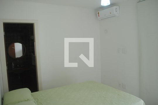 Suíte 1 de casa de condomínio para alugar com 5 quartos, 420m² em Jaguaribe, Salvador