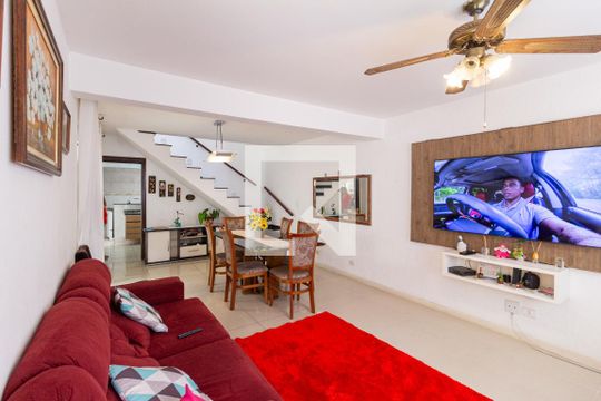 Sala de casa à venda com 5 quartos, 224m² em Bandeiras, Osasco