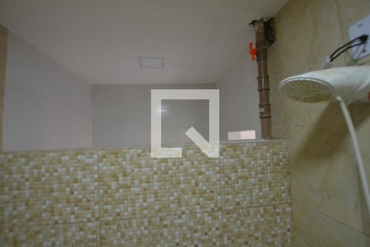 Banheiro da Sala de casa para alugar com 2 quartos, 110m² em Bento Ribeiro, Rio de Janeiro