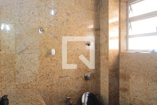 Banheiro Social de apartamento à venda com 4 quartos, 130m² em São Luiz, Belo Horizonte