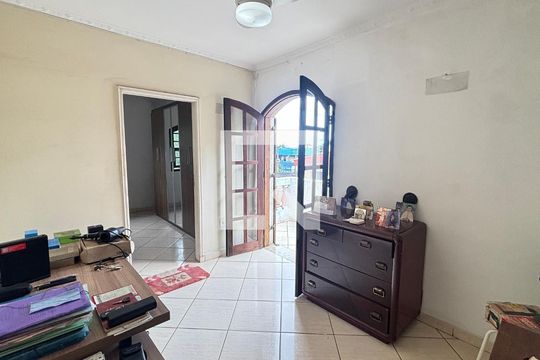 Quarto 1 de casa para alugar com 3 quartos, 196m² em Parque Novo Oratório, Santo André