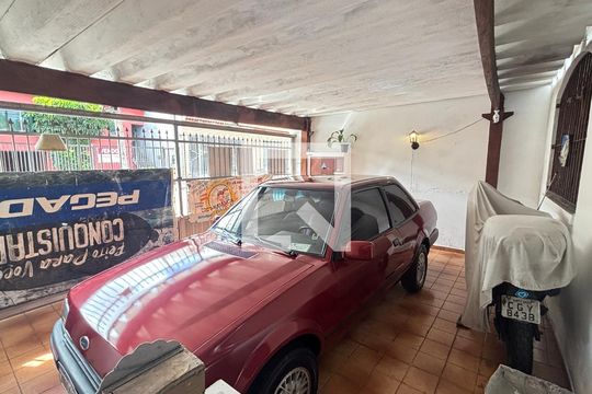 Garagem 1 de casa para alugar com 3 quartos, 196m² em Parque Novo Oratório, Santo André