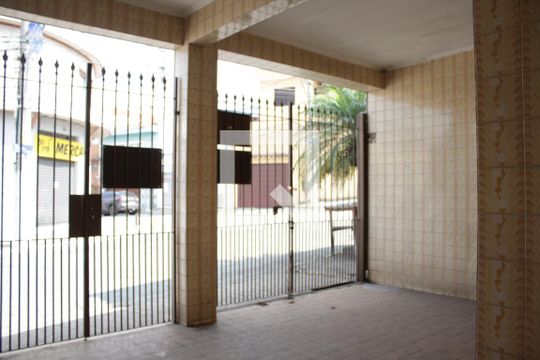 Garagem de casa à venda com 4 quartos, 176m² em Vila Oratorio, São Paulo