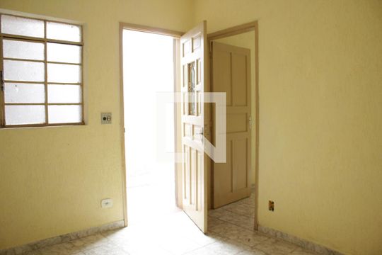 Sala Edícula de casa à venda com 4 quartos, 176m² em Vila Oratorio, São Paulo