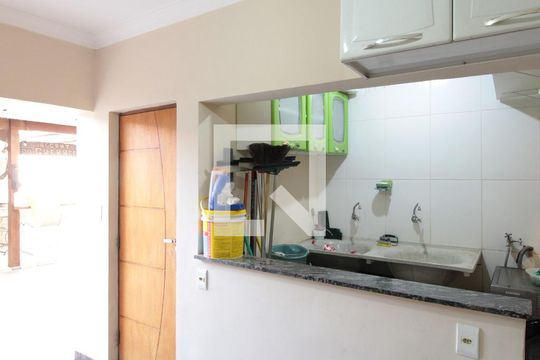 Área de Serviço de casa à venda com 3 quartos, 492m² em Santa Mônica, Belo Horizonte