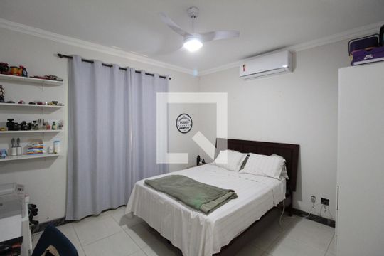 Suite 1 de casa à venda com 3 quartos, 492m² em Santa Mônica, Belo Horizonte