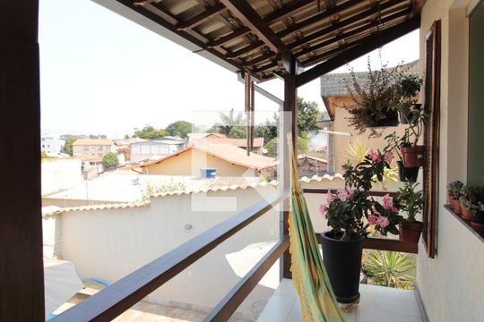Varanda da Sala de casa à venda com 3 quartos, 492m² em Santa Mônica, Belo Horizonte