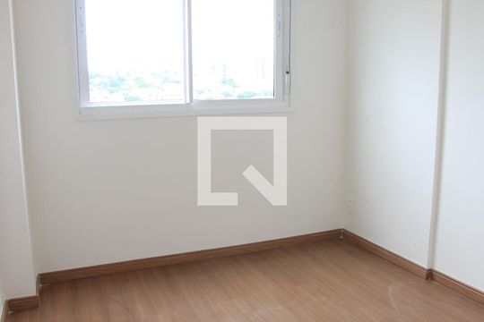 Quarto 3 de apartamento à venda com 3 quartos, 67m² em Passo da Areia, Porto Alegre