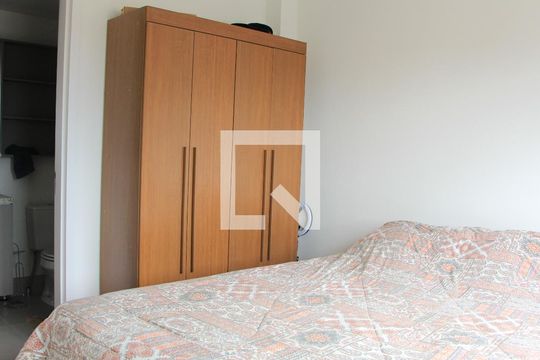 Quarto 2 de apartamento à venda com 3 quartos, 67m² em Passo da Areia, Porto Alegre