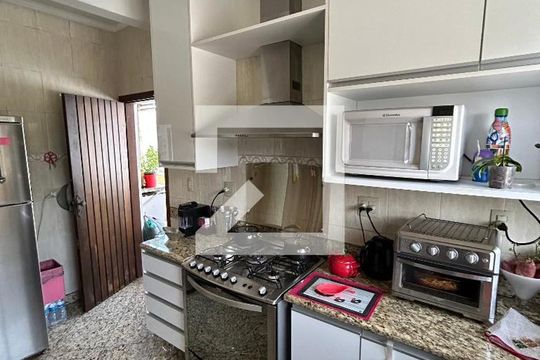 Casa 1 de casa para alugar com 6 quartos, 120m² em Alto da Lapa, São Paulo