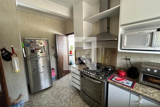 Casa 1 de casa para alugar com 6 quartos, 120m² em Alto da Lapa, São Paulo