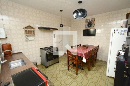 Cozinha de casa à venda com 3 quartos, 232m² em Jardim Santa Francisca Cabrini, São Paulo