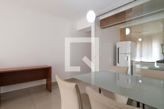 Sala de apartamento para alugar com 3 quartos, 71m² em Jardim Palma Travassos, Ribeirão Preto