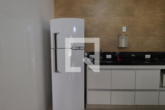 Cozinha de apartamento para alugar com 3 quartos, 71m² em Jardim Palma Travassos, Ribeirão Preto