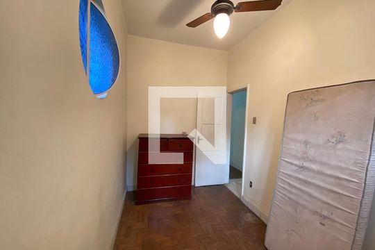 Quarto 2 de casa à venda com 6 quartos, 200m² em Todos Os Santos, Rio de Janeiro