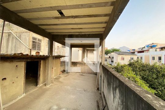 Terraço de casa à venda com 6 quartos, 200m² em Todos Os Santos, Rio de Janeiro