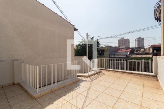 Varanda - Quarto 1 de casa à venda com 3 quartos, 60m² em Água Rasa, São Paulo