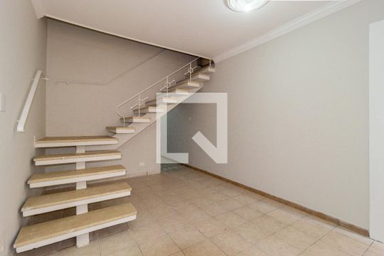Sala de casa à venda com 3 quartos, 60m² em Água Rasa, São Paulo
