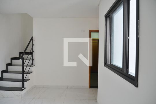 Sala de apartamento à venda com 2 quartos, 100m² em Vila Scarpelli, Santo André