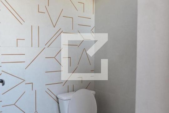 Lavabo de apartamento à venda com 2 quartos, 100m² em Vila Scarpelli, Santo André