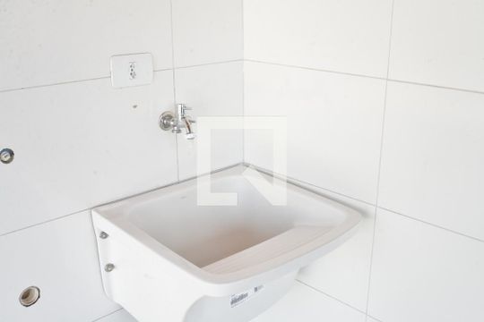 Lavanderia  de apartamento à venda com 2 quartos, 100m² em Vila Scarpelli, Santo André