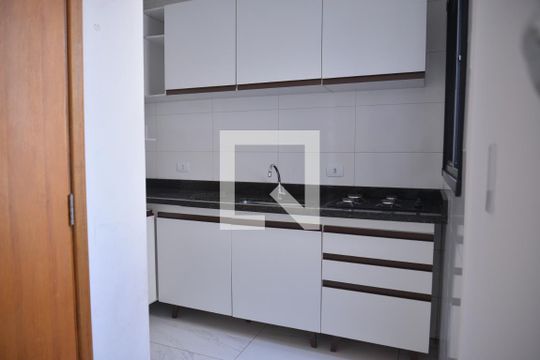 Cozinha  de apartamento à venda com 2 quartos, 100m² em Vila Scarpelli, Santo André