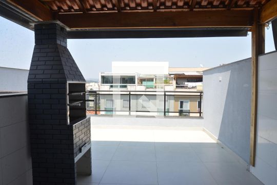 Área externa  de apartamento à venda com 2 quartos, 100m² em Vila Scarpelli, Santo André