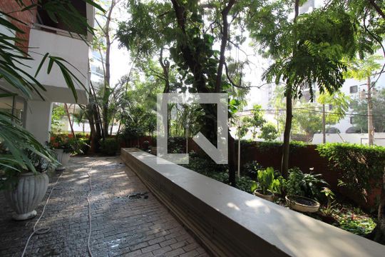 Área Comum - Área Verde de apartamento à venda com 1 quarto, 45m² em Indianópolis, São Paulo