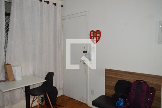 Sala de apartamento à venda com 4 quartos, 80m² em Liberdade, São Paulo