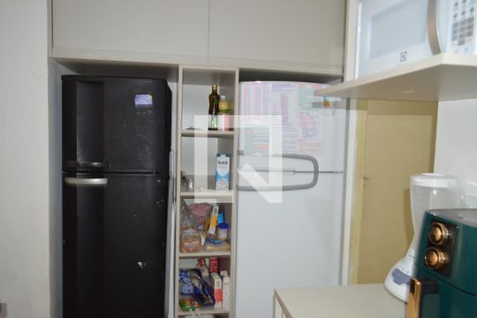 Cozinha e Área de Serviço de apartamento à venda com 4 quartos, 80m² em Liberdade, São Paulo