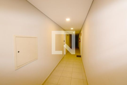Hall de entrada de apartamento para alugar com 1 quarto, 27m² em Jardim Cidália, São Paulo