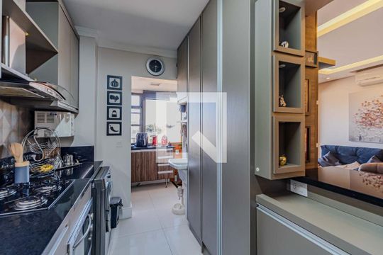 Cozinha e Área de Serviço de apartamento à venda com 3 quartos, 89m² em Nonoai, Porto Alegre
