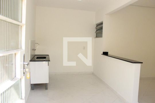 Cozinha de casa à venda com 3 quartos, 127m² em Vila Augusta, Guarulhos